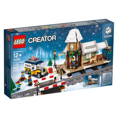 lego winter station