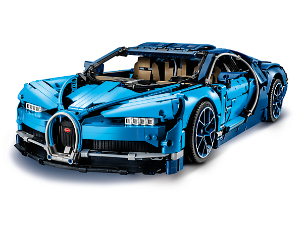 <p>Build and experience this quintessential super sports car, featuring aerodynamic bodywork with an active rear wing, spoked rims with low-profile tires, and a detailed cockpit with movable paddle gearshift.</p>